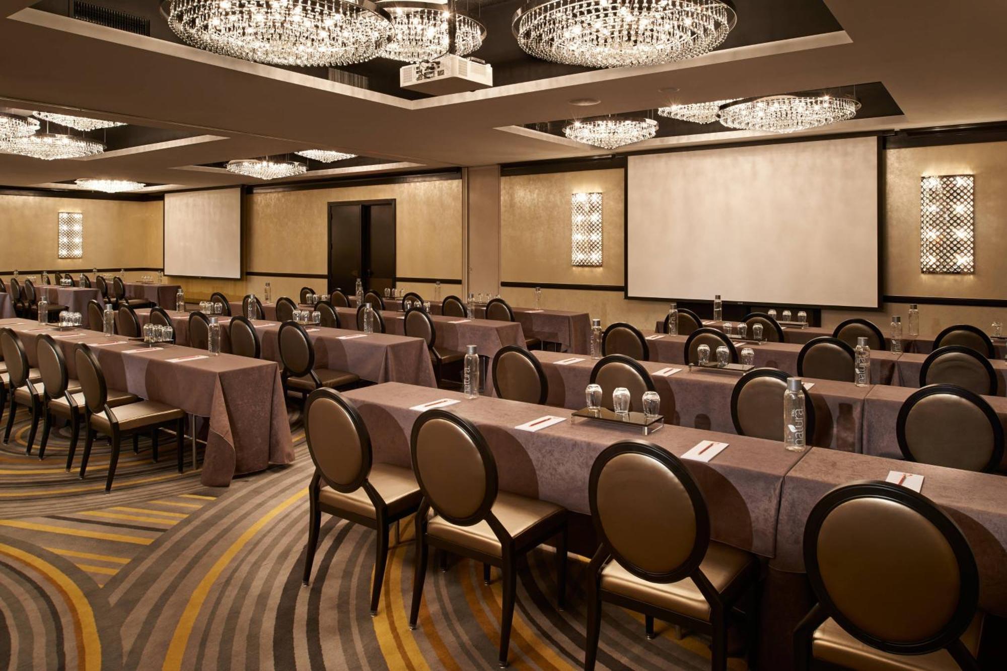 Metropolitan At The 9, Autograph Collection Hotel Cleveland Bagian luar foto